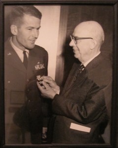 Dick-receives-medal-honor