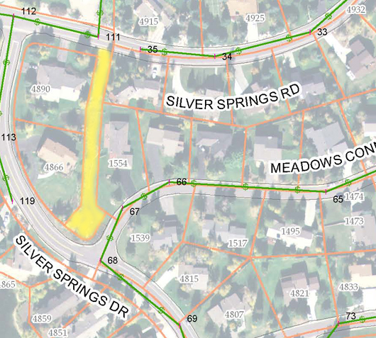 Creekside Easement highlighted in yellow