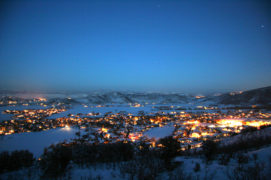 Silver Springs Community at Night - Photo courtesy of Bob Follett