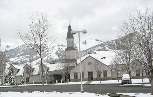 St. Lukes Episcopal Church - front 2009